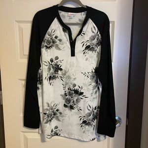 LuLaRoe Hudson Black and White Floral 2xl Long Sleeve Tee t-shirt